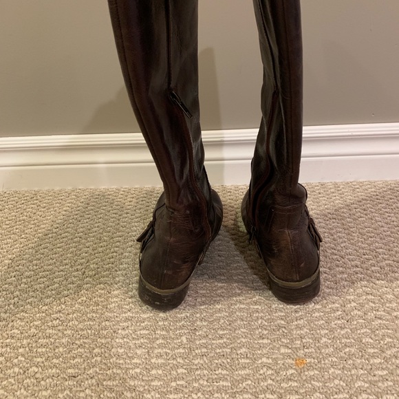 UGGS Leather Boots - Picture 3 of 6